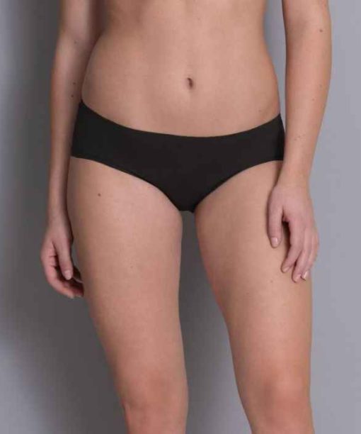 Alternative view of Shorty Anita