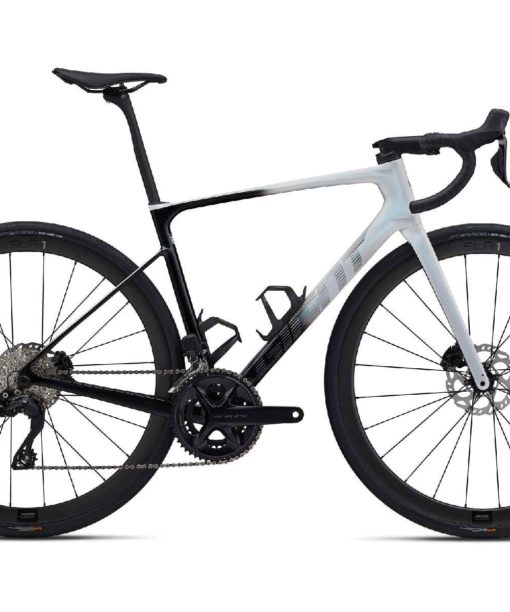 Vélo Giant Defy Advanced Pro 1
